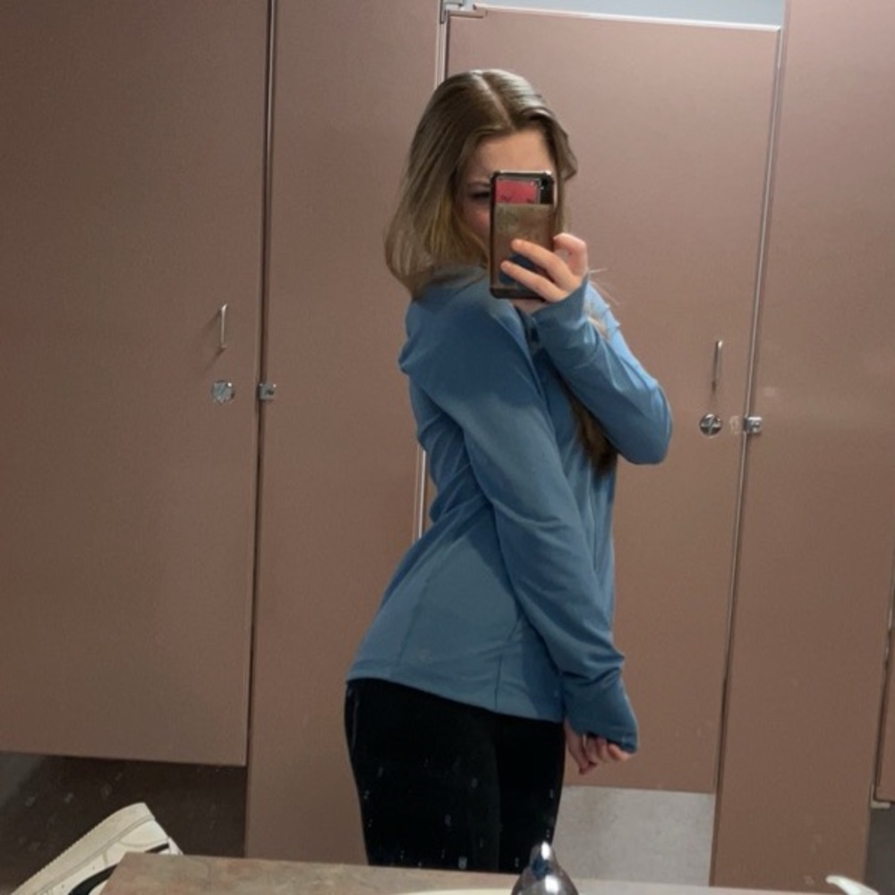 Meet your Posher, Hailey